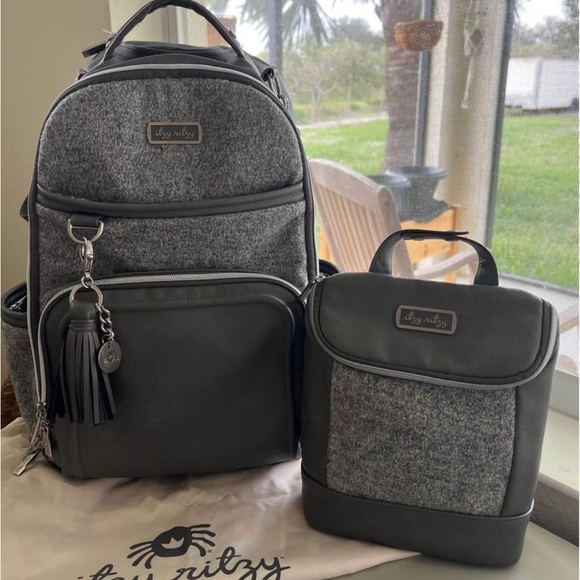 ITZY RITZY BOSS BAG & LUNCH BOX - Picture 1 of 8